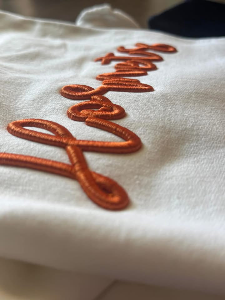 3D EMBROIDERED CREWS